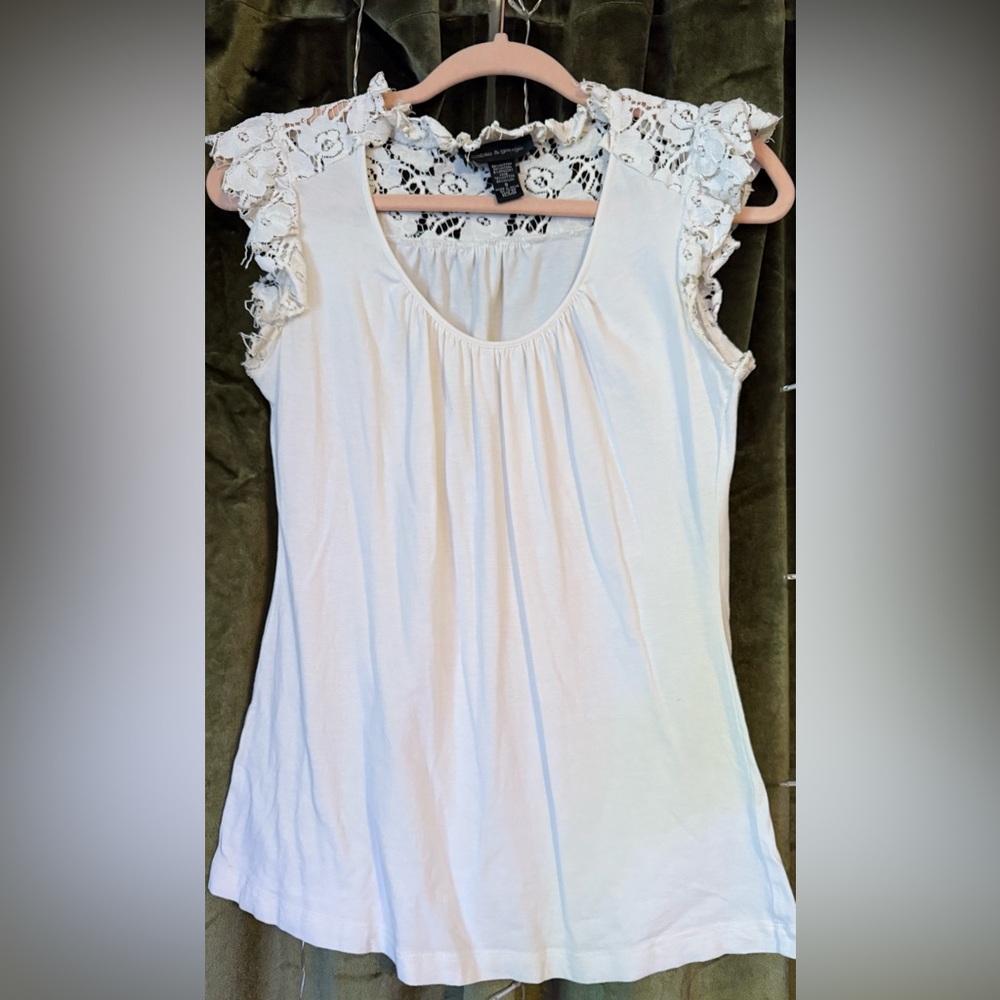 Cable & Gauge sleeveless top with lace - white/off white - S
